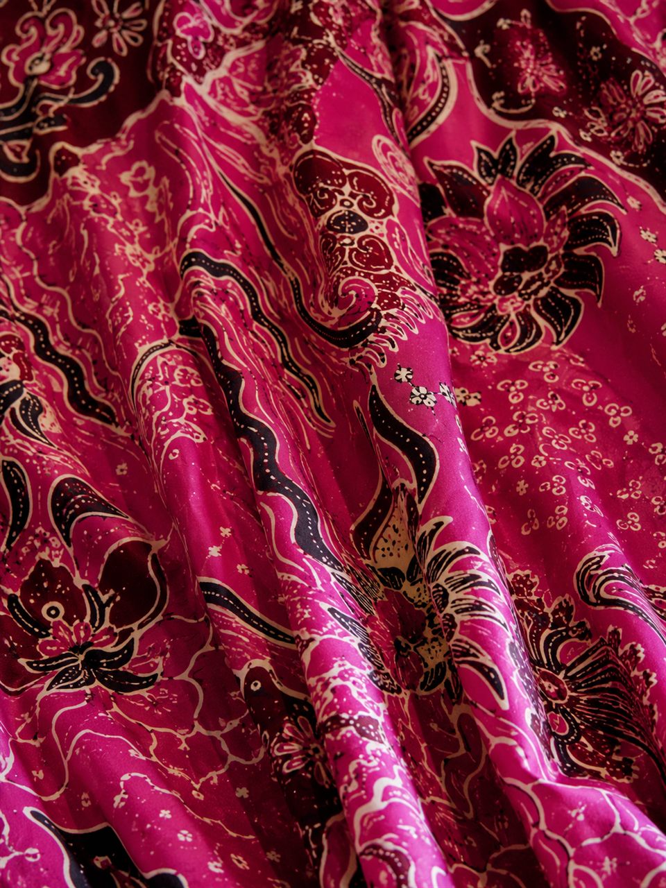 Madura hand-drawn batik in the bold geometric Tesate motif from East Java